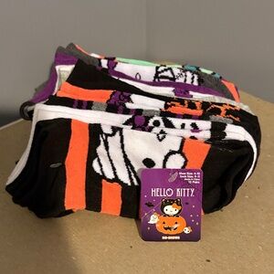 Hello Kitty Halloween Striped No-Show Socks - Black, Orange, Purple